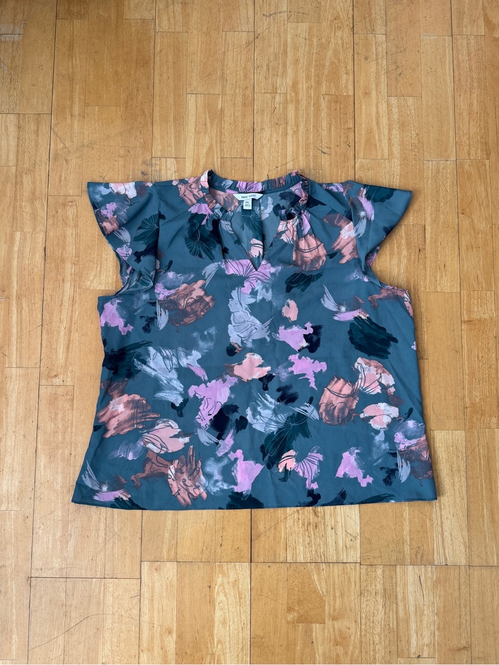 Nine West Slate Floral Flutter Sleeve Blouse XXL